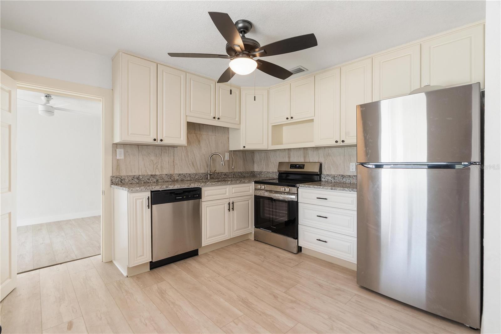 5822 RIVER RD, NEW PORT RICHEY, FL, 34652