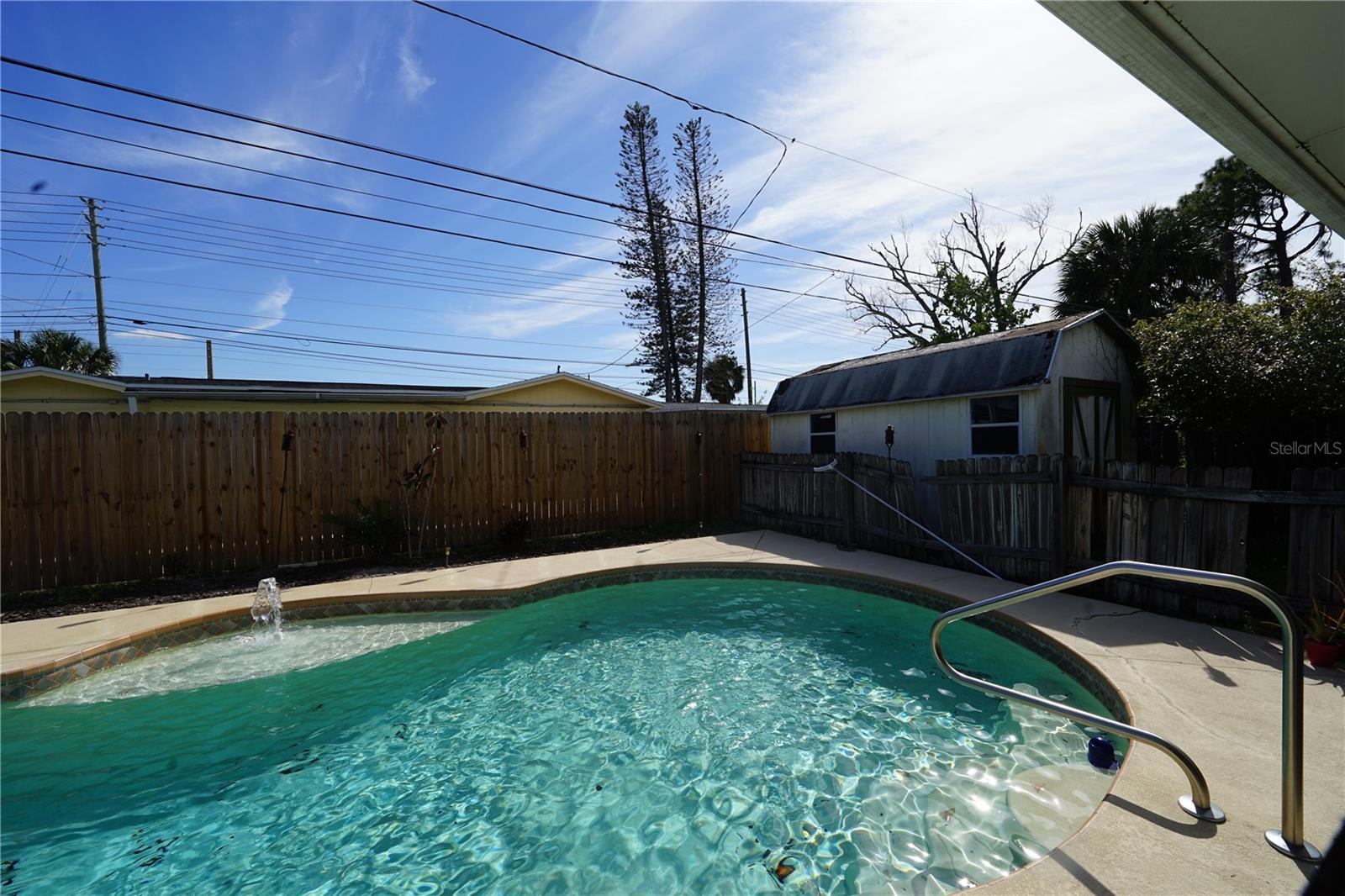8300 75TH AVE, SEMINOLE, FL, 33777