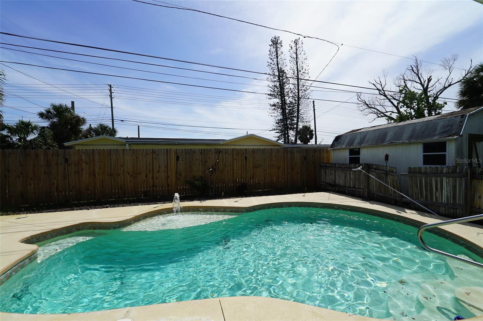 8300 75TH AVE, SEMINOLE, FL, 33777
