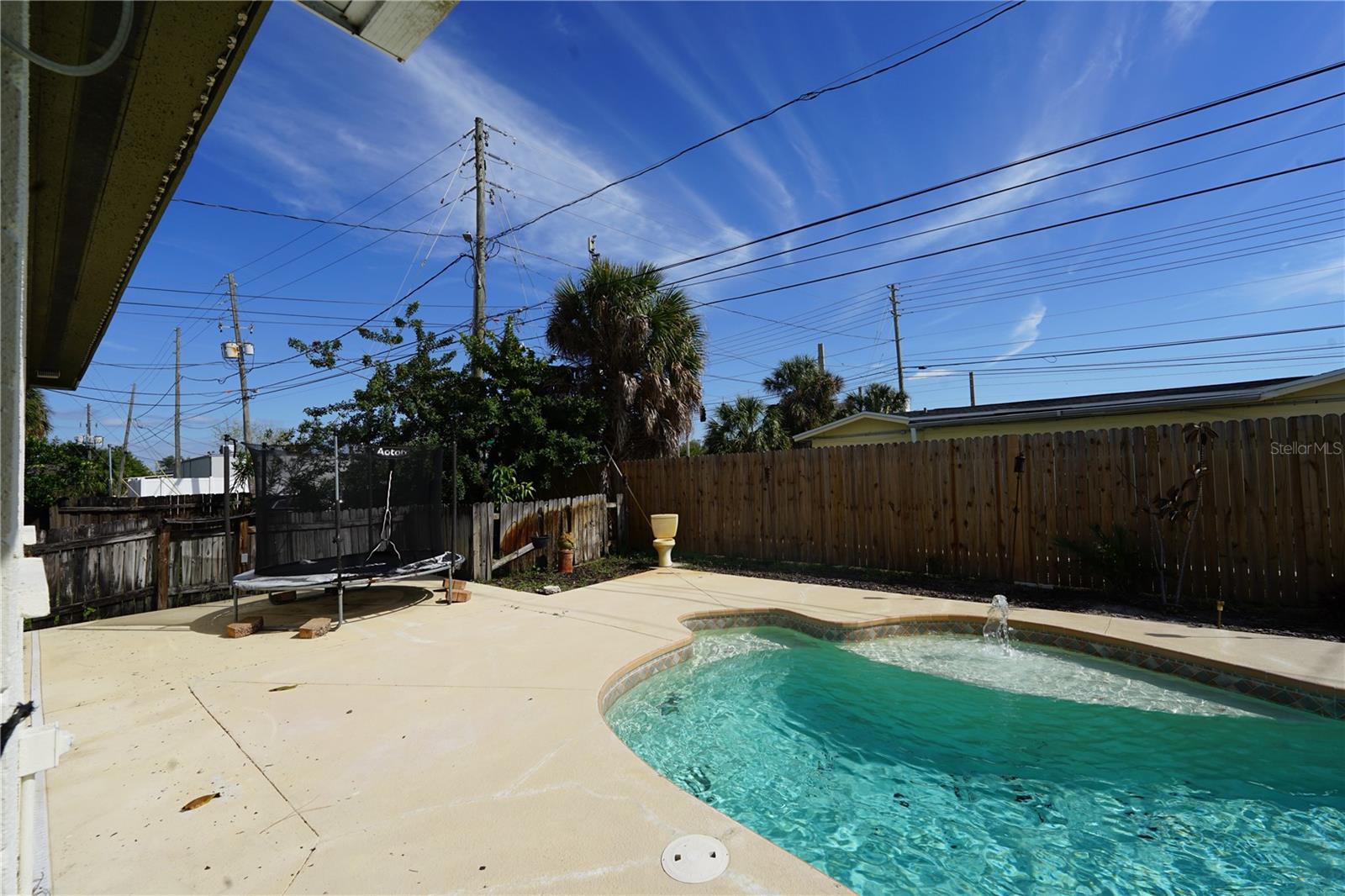 8300 75TH AVE, SEMINOLE, FL, 33777
