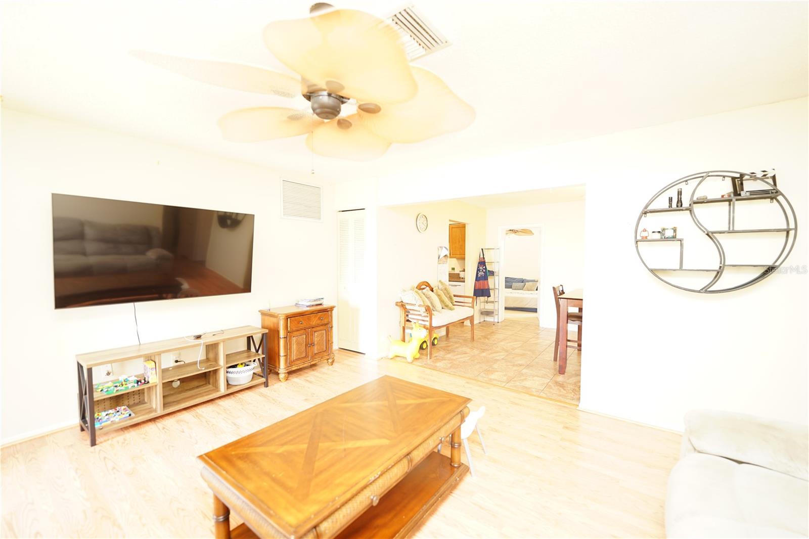 8300 75TH AVE, SEMINOLE, FL, 33777