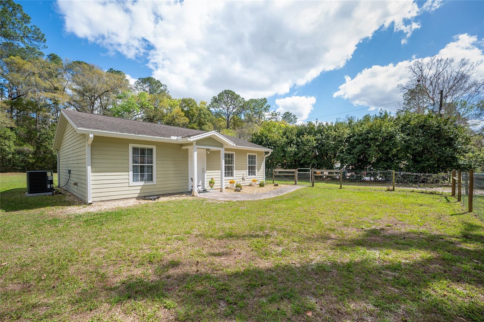 15935 SW COUNTY ROAD 346, ARCHER, FL, 32618