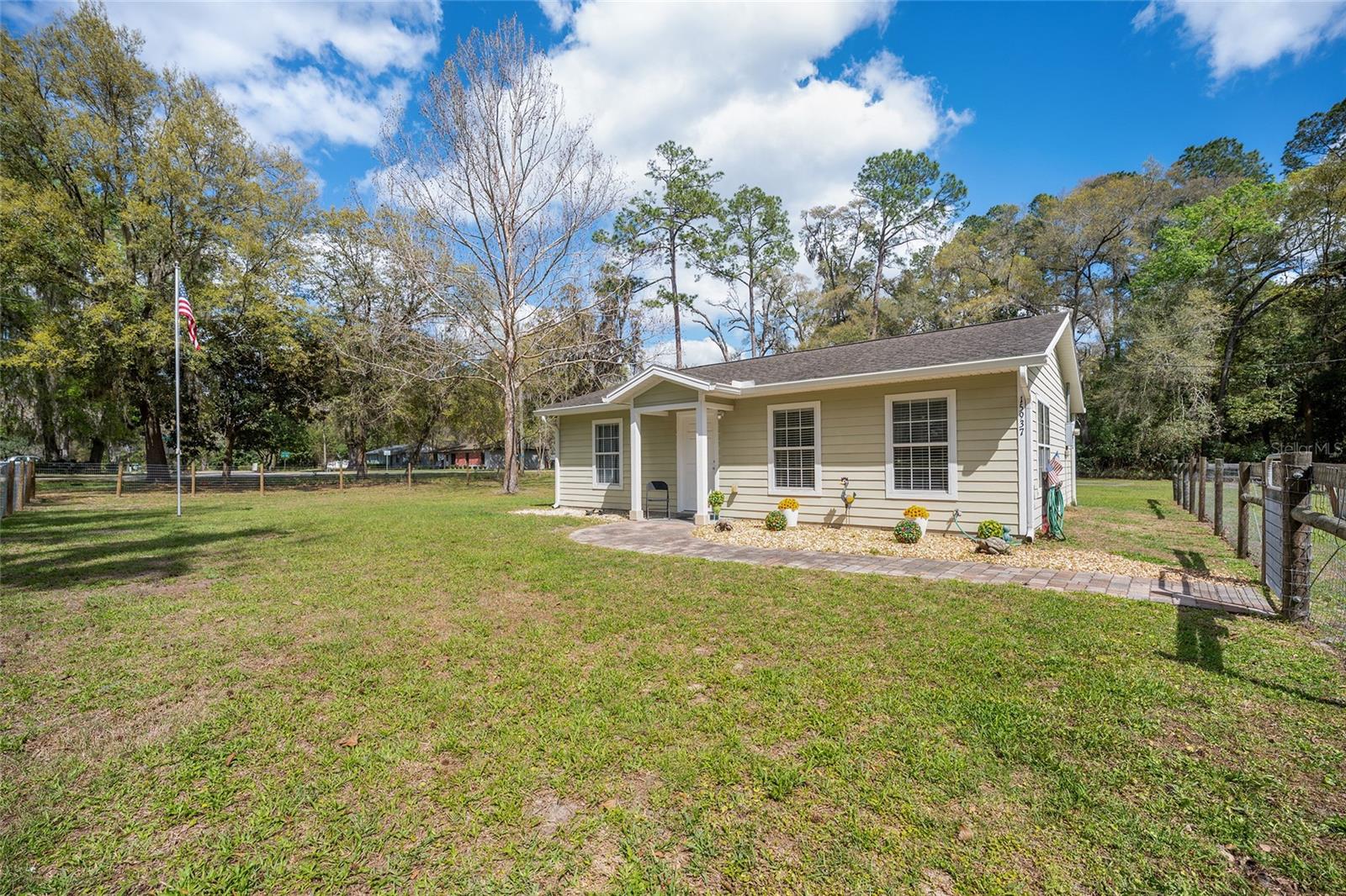 15935 SW COUNTY ROAD 346, ARCHER, FL, 32618