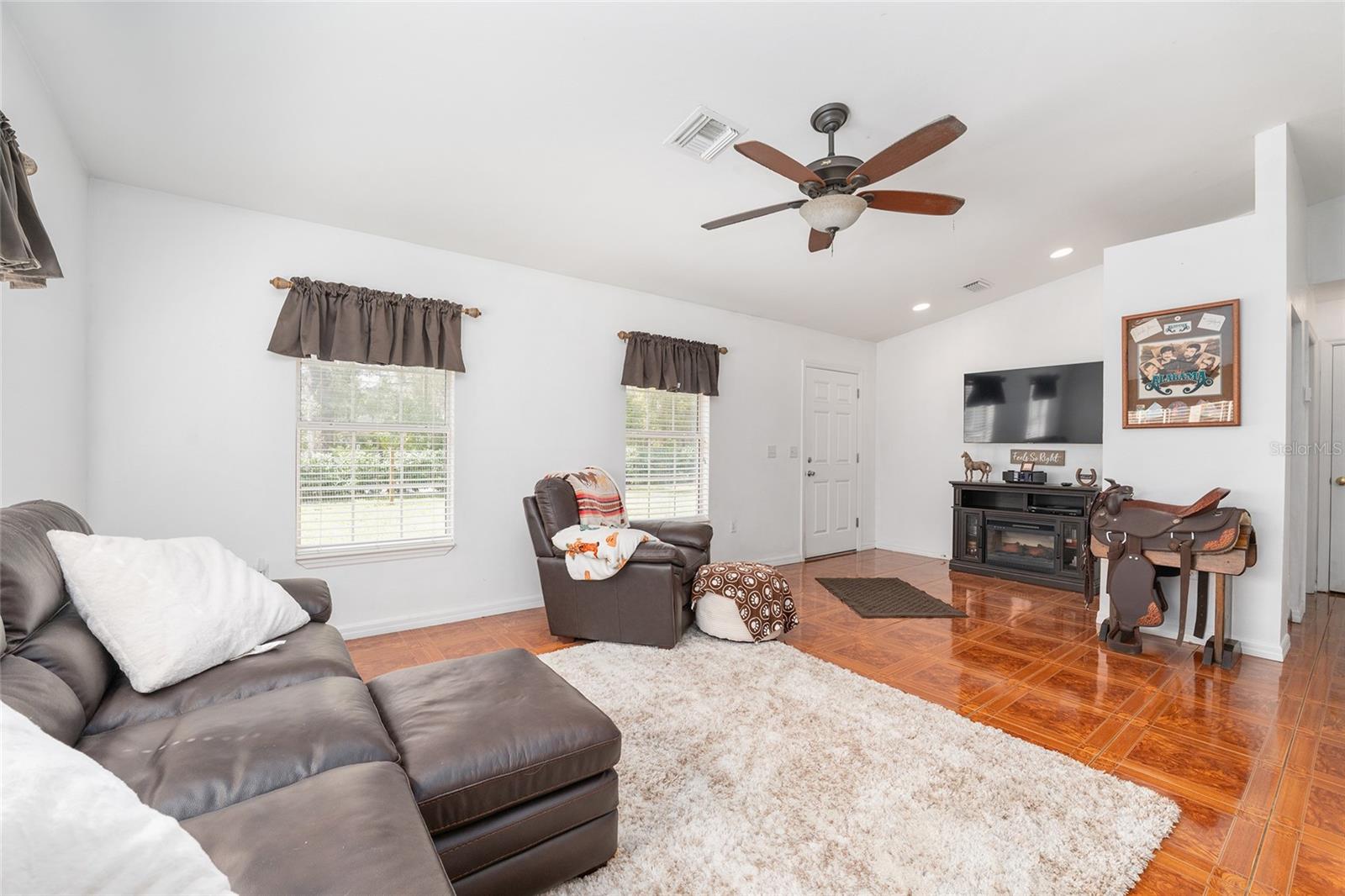 15935 SW COUNTY ROAD 346, ARCHER, FL, 32618