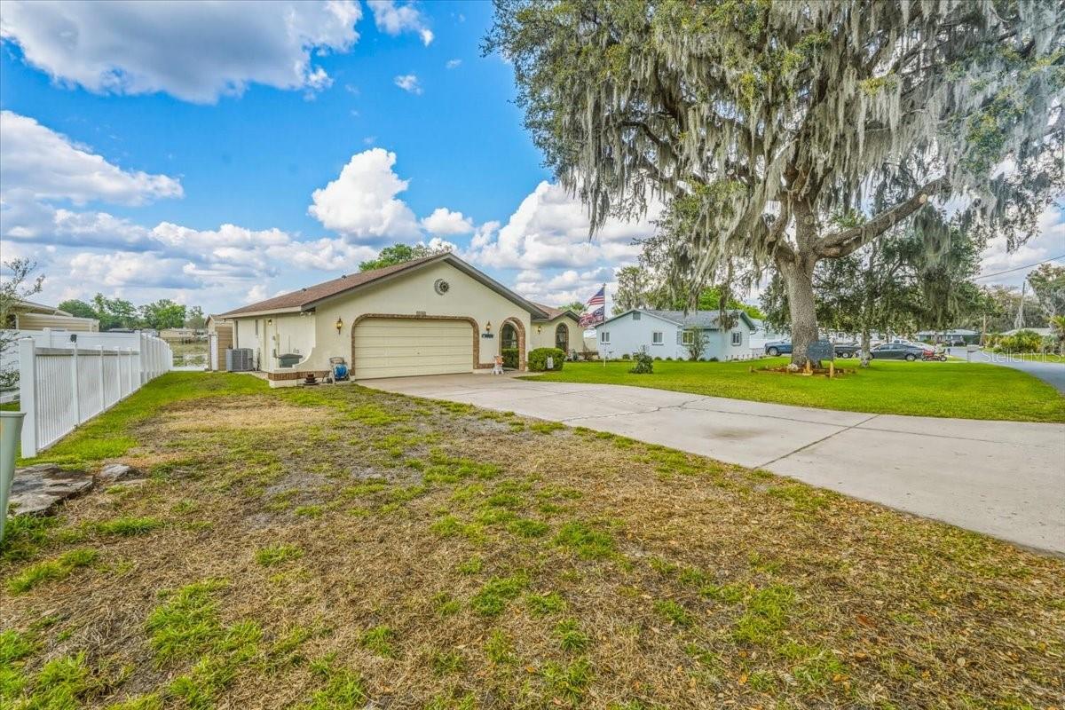 9103 E AQUA VISTA DR, INVERNESS, FL, 34450