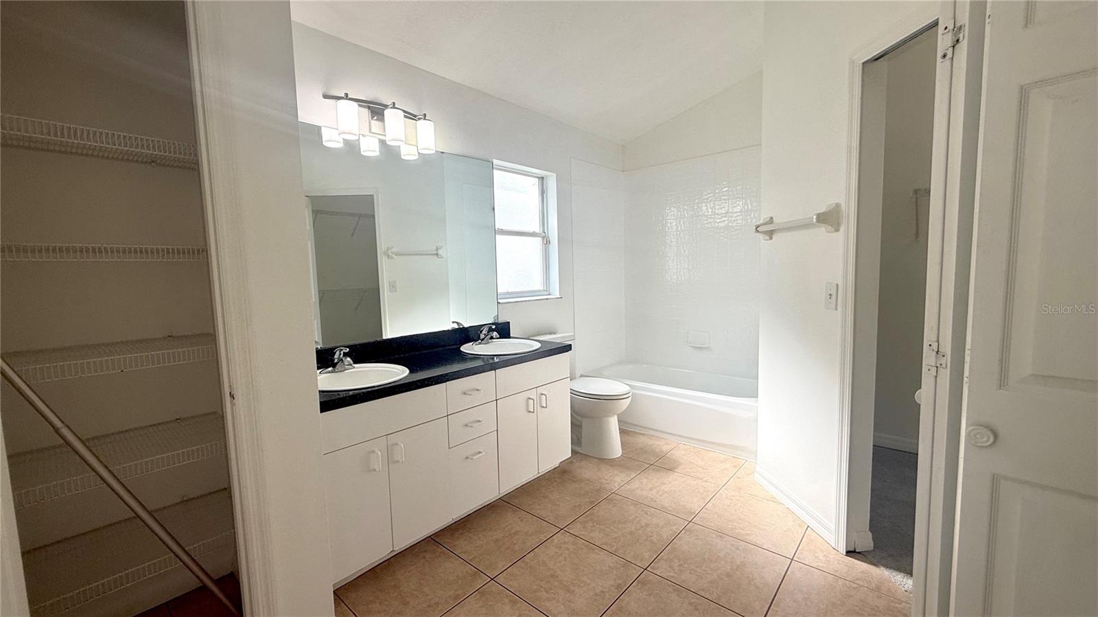 13427 HERON COVE DR, ORLANDO, FL, 32837