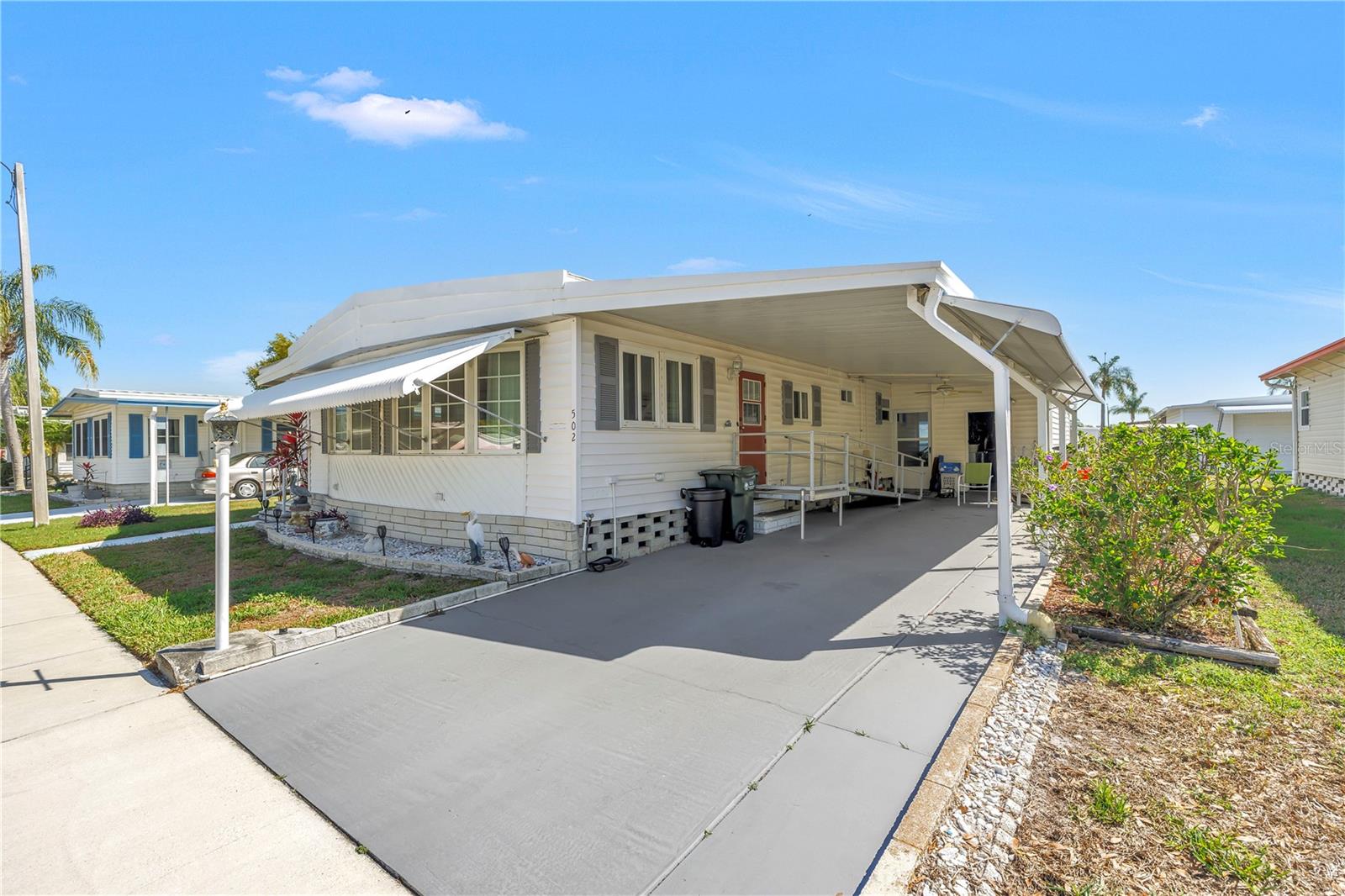 1100 BELCHER RD S #502, LARGO, FL, 33771
