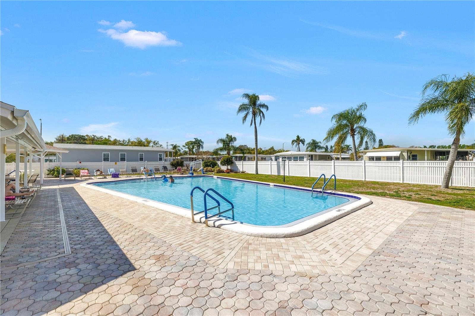 1100 BELCHER RD S #502, LARGO, FL, 33771