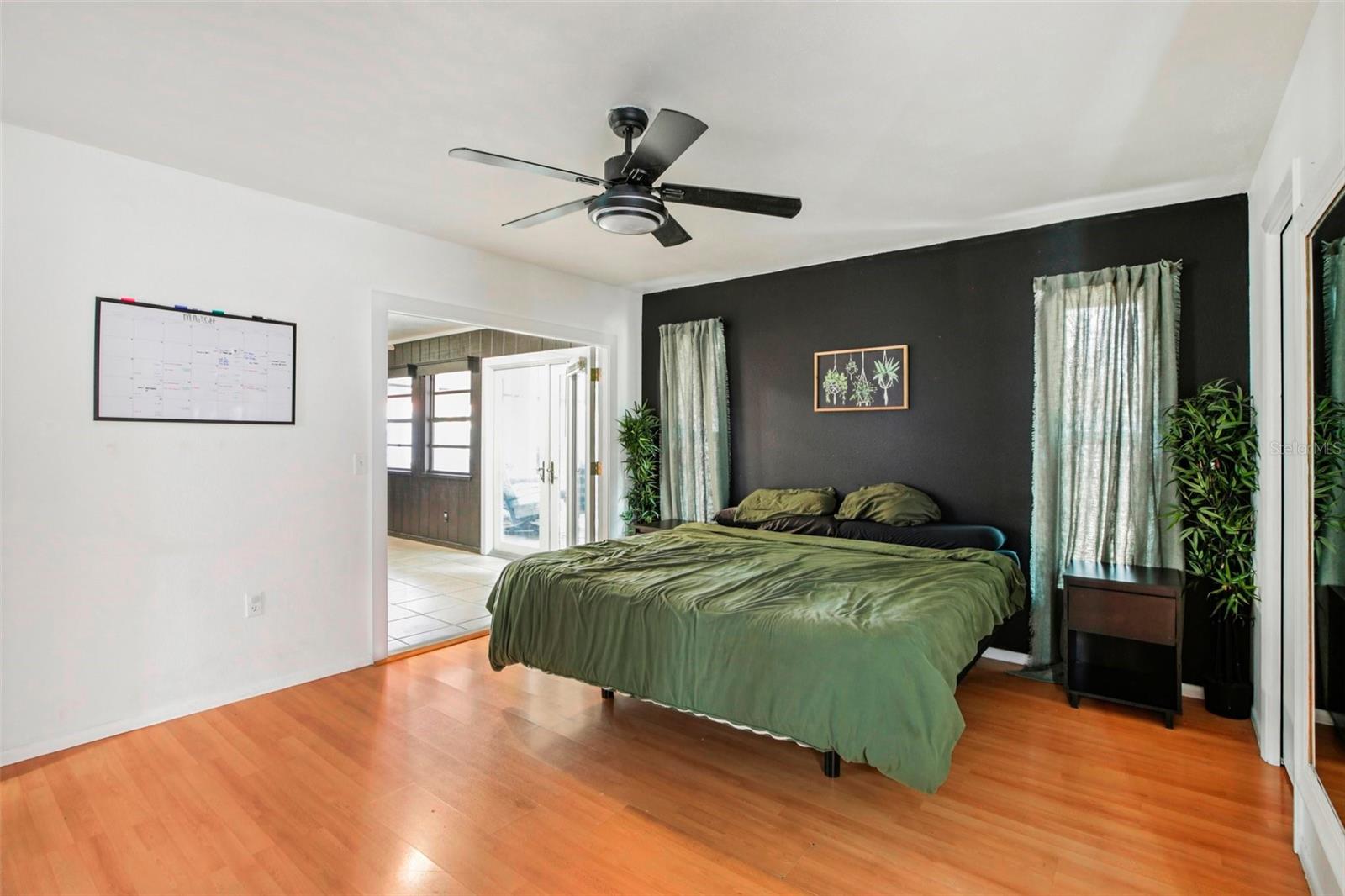5753 COLONIAL OAKS BLVD, SARASOTA, FL, 34232