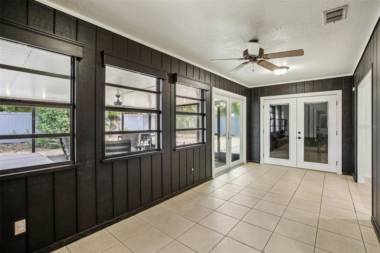 5753 COLONIAL OAKS BLVD, SARASOTA, FL, 34232