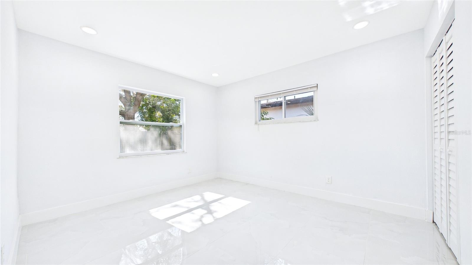 1778 NEW HAMPSHIRE AVE NE, ST PETERSBURG, FL, 33703