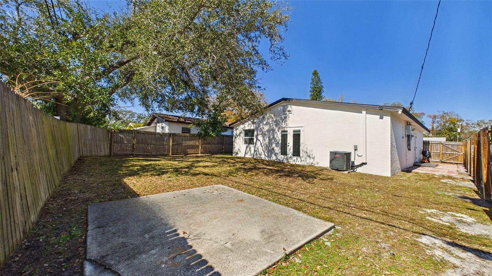 1778 NEW HAMPSHIRE AVE NE, ST PETERSBURG, FL, 33703