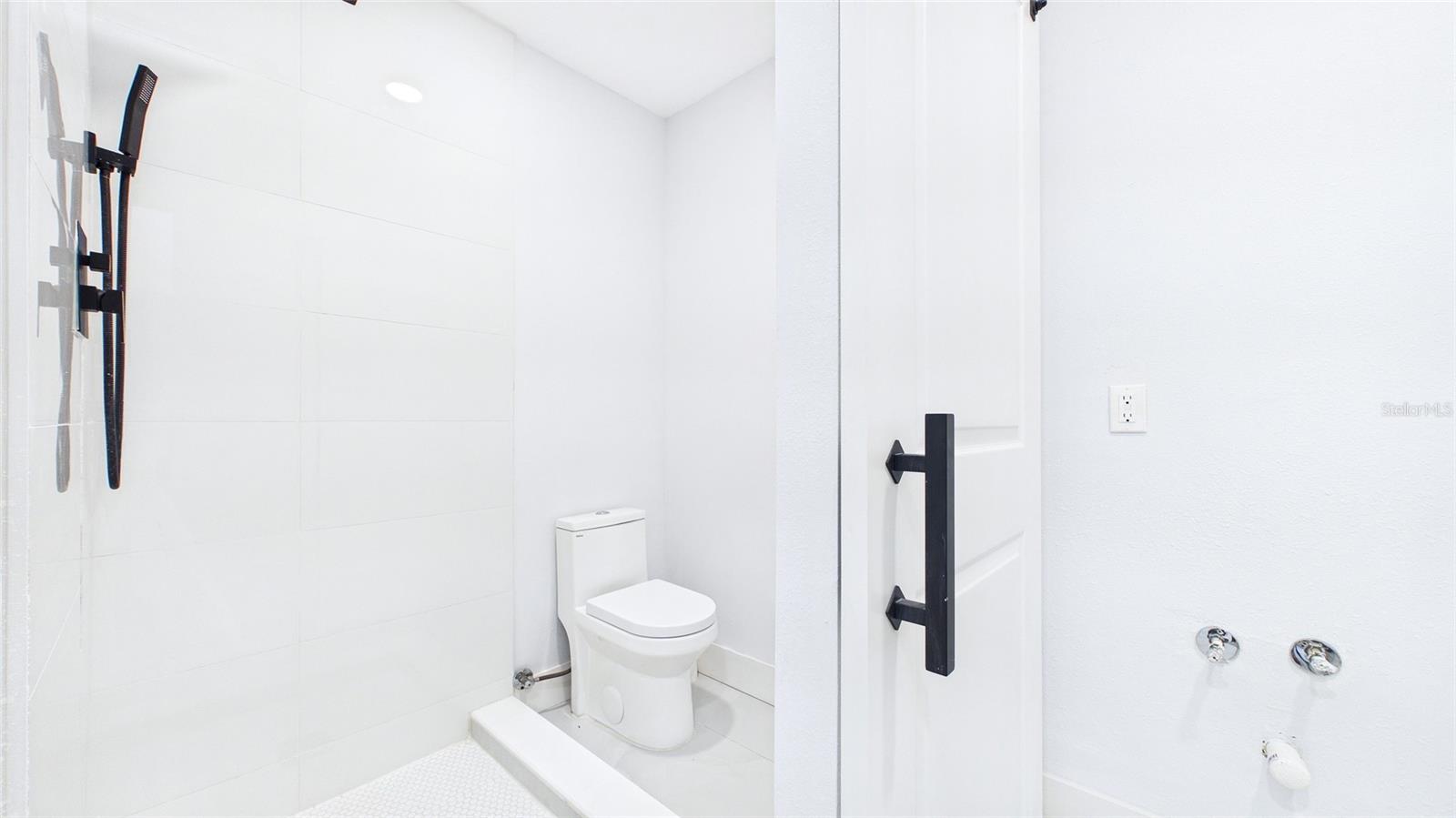 1778 NEW HAMPSHIRE AVE NE, ST PETERSBURG, FL, 33703