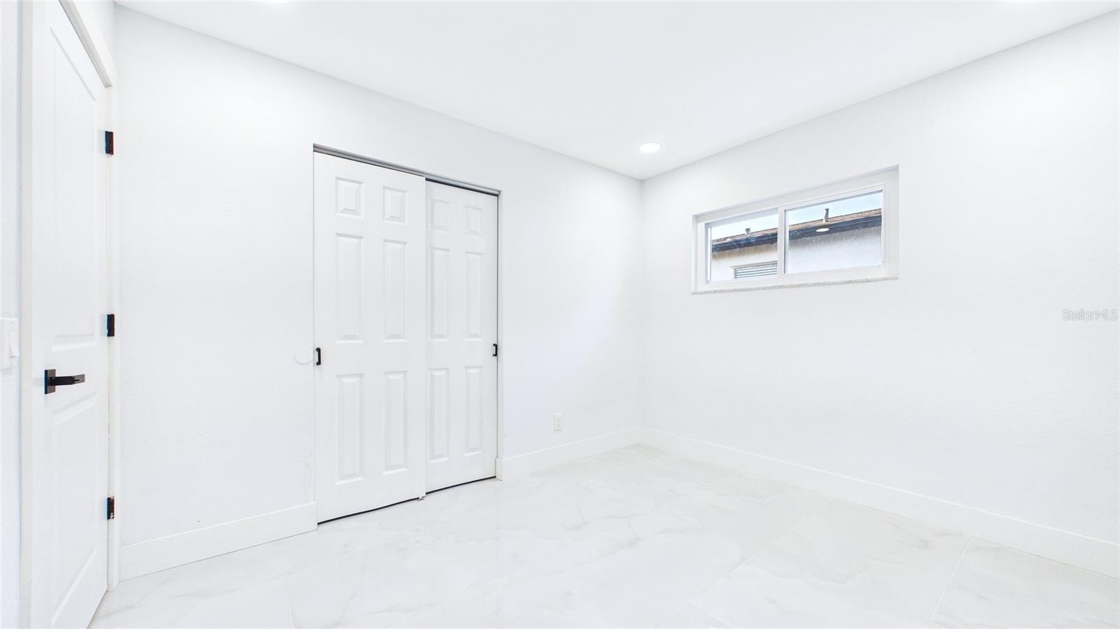 1778 NEW HAMPSHIRE AVE NE, ST PETERSBURG, FL, 33703