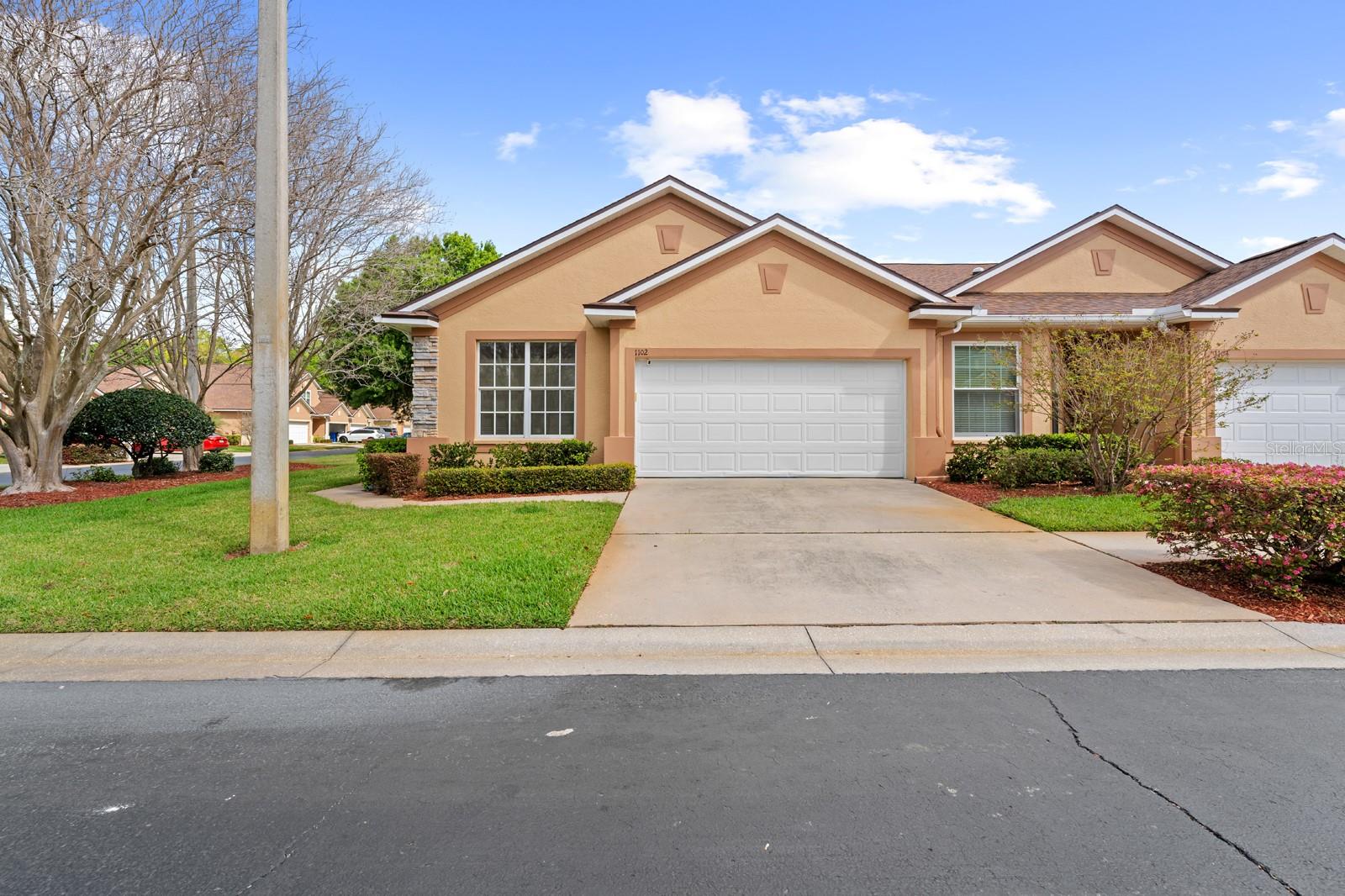 1102 SAVANNAH LANDINGS AVE, VALRICO, FL, 33596