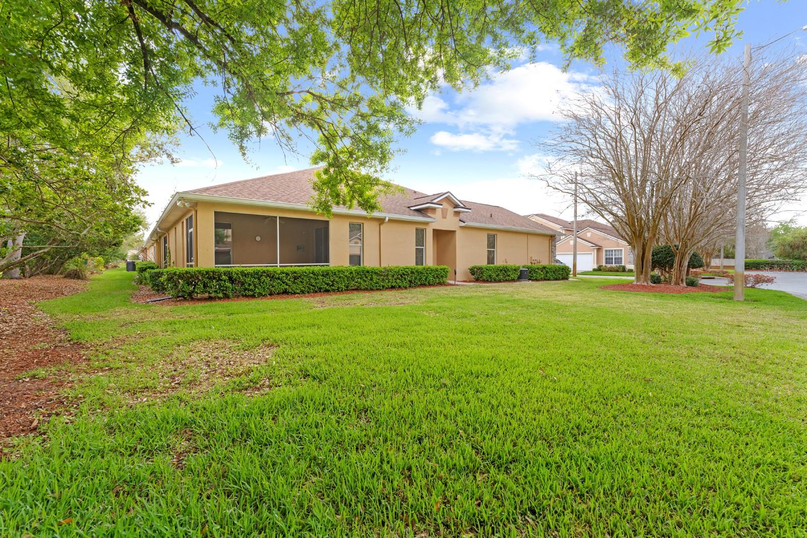 1102 SAVANNAH LANDINGS AVE, VALRICO, FL, 33596