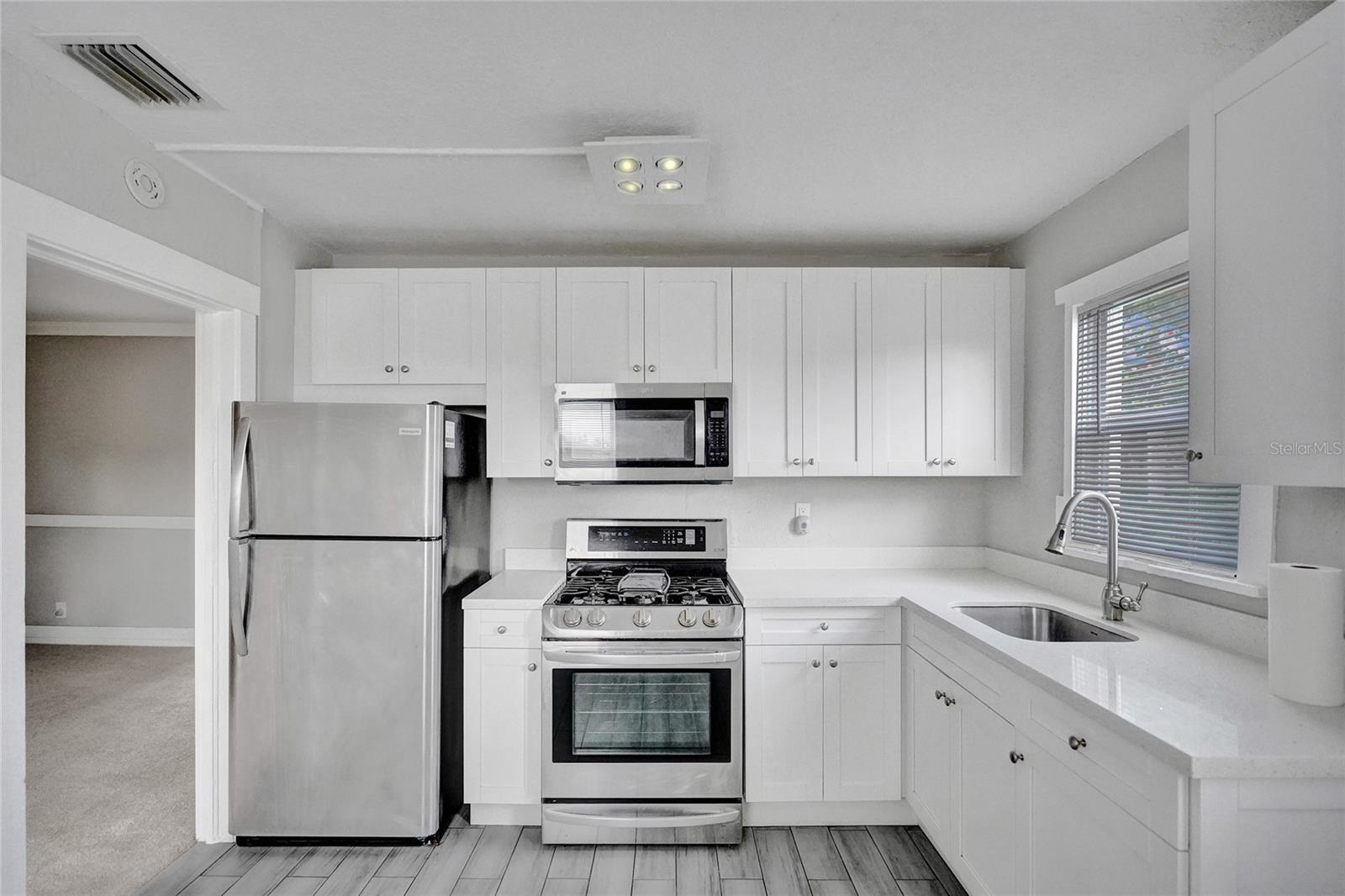 924 MCINTOSH ST, WEST PALM BEACH, FL, 33405