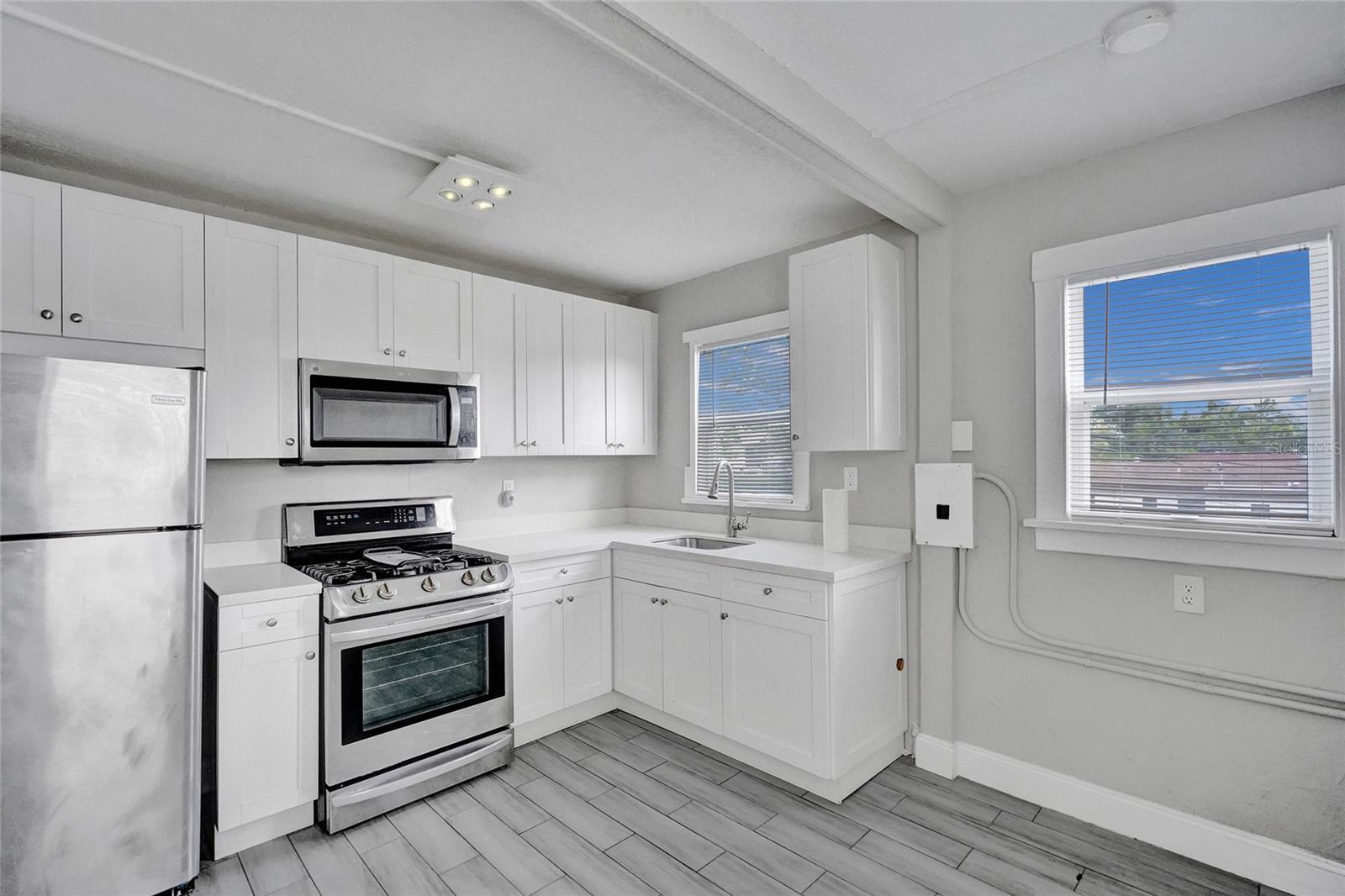 924 MCINTOSH ST, WEST PALM BEACH, FL, 33405