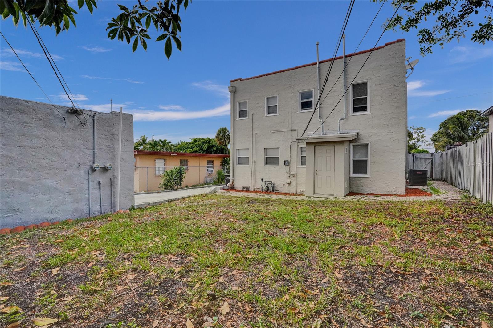 924 MCINTOSH ST, WEST PALM BEACH, FL, 33405