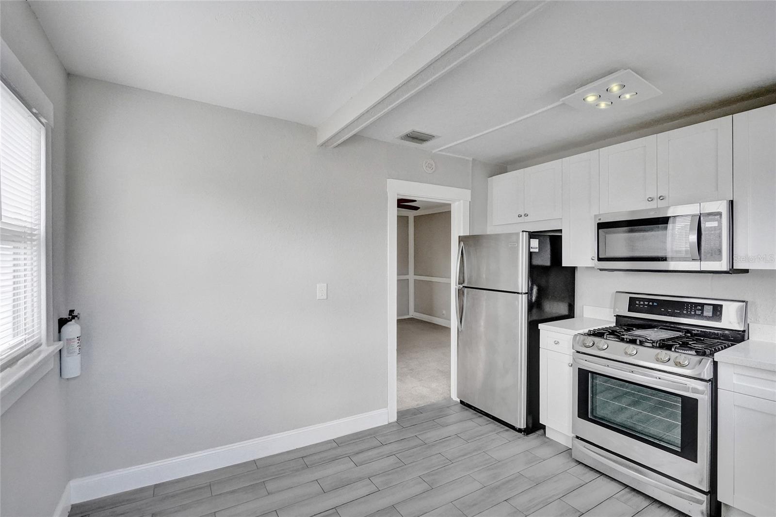 924 MCINTOSH ST, WEST PALM BEACH, FL, 33405
