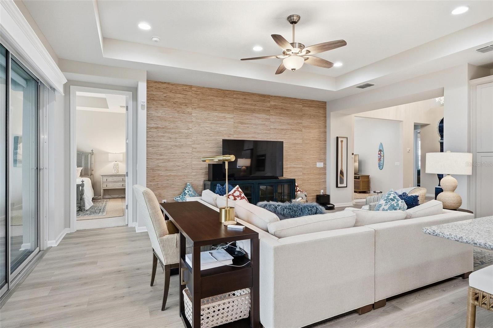 281 MARGARITAVILLE AVE, DAYTONA BEACH, FL, 32124
