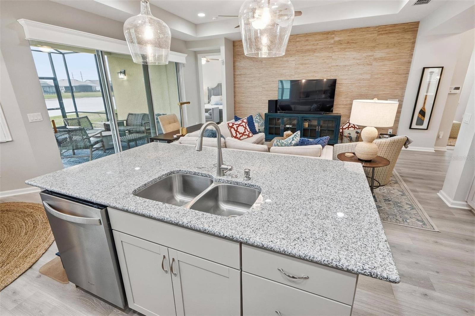 281 MARGARITAVILLE AVE, DAYTONA BEACH, FL, 32124