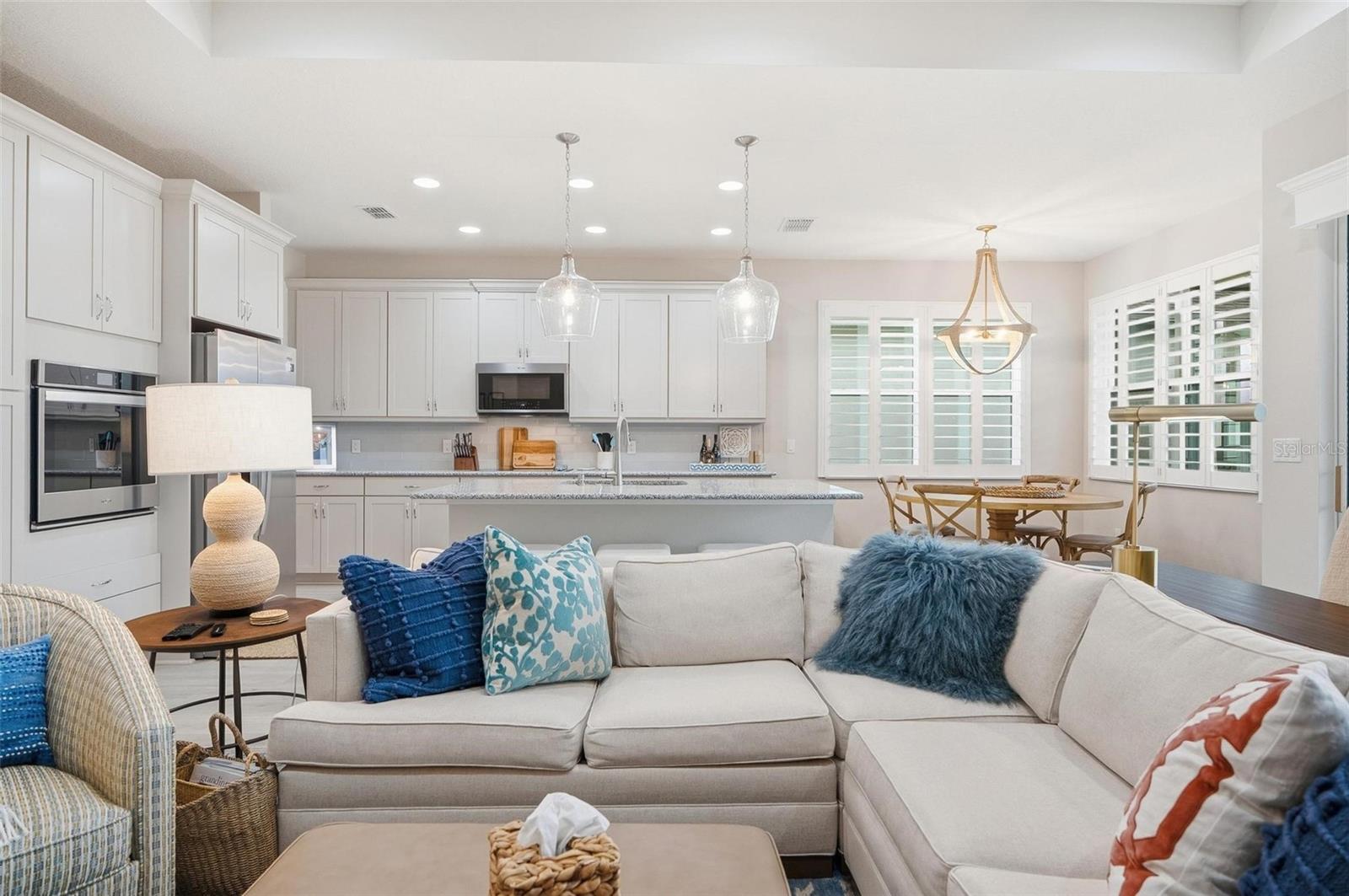 281 MARGARITAVILLE AVE, DAYTONA BEACH, FL, 32124