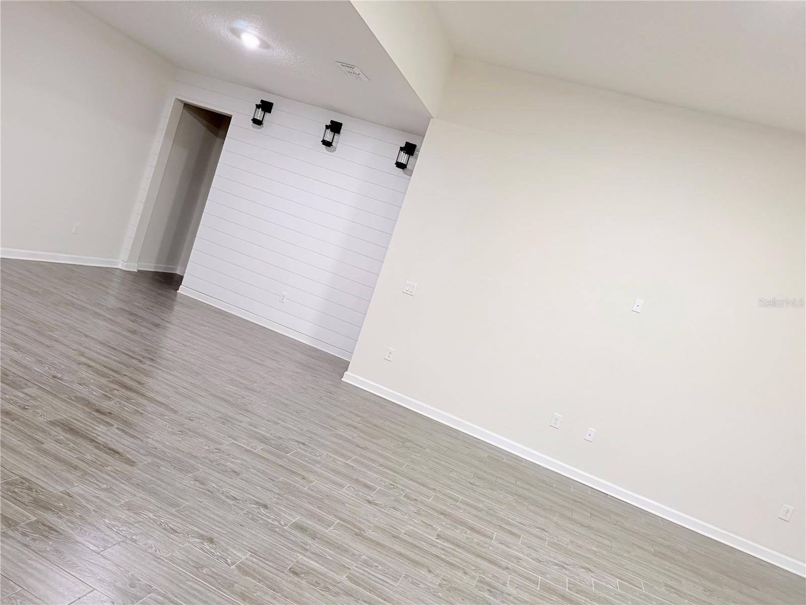 2065 CAMDEN LOOP, DAVENPORT, FL, 33837