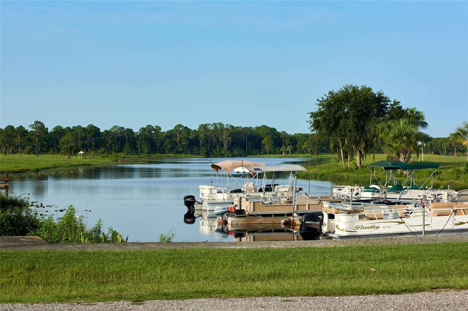 408 POINCIANA DR, INDIAN LAKE ESTATES, FL, 33855