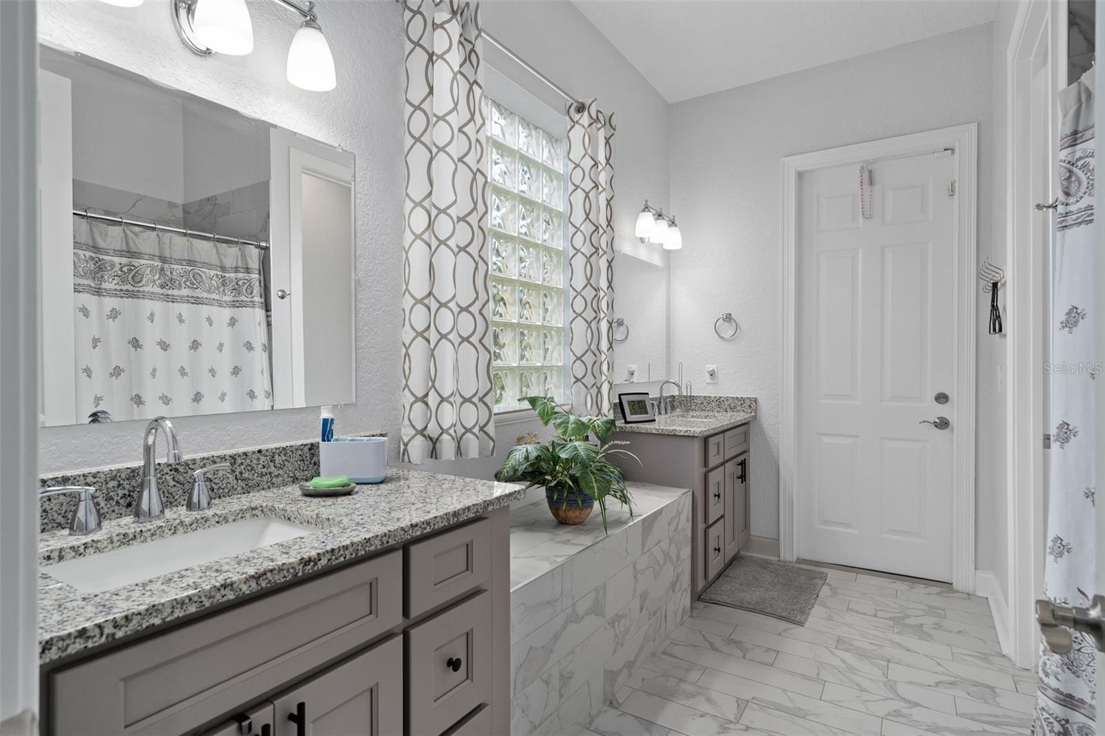 9057 BALMORAL MEWS SQ, WINDERMERE, FL, 34786