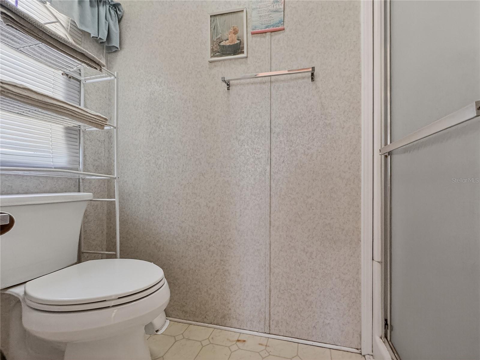 1923 LEESBURG BLVD, FRUITLAND PARK, FL, 34731
