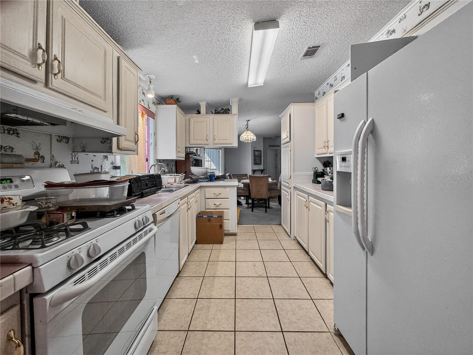 1923 LEESBURG BLVD, FRUITLAND PARK, FL, 34731