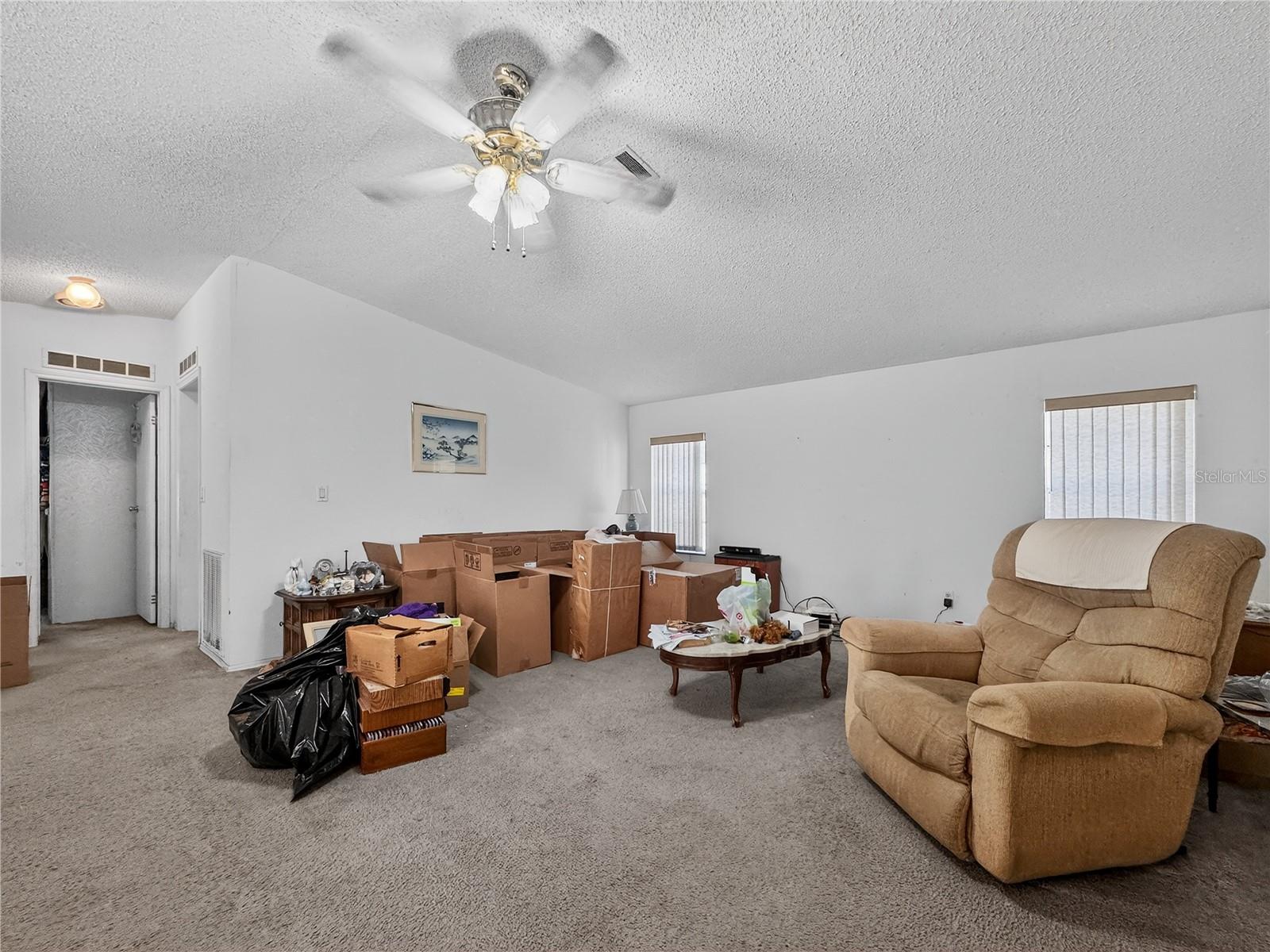 1923 LEESBURG BLVD, FRUITLAND PARK, FL, 34731