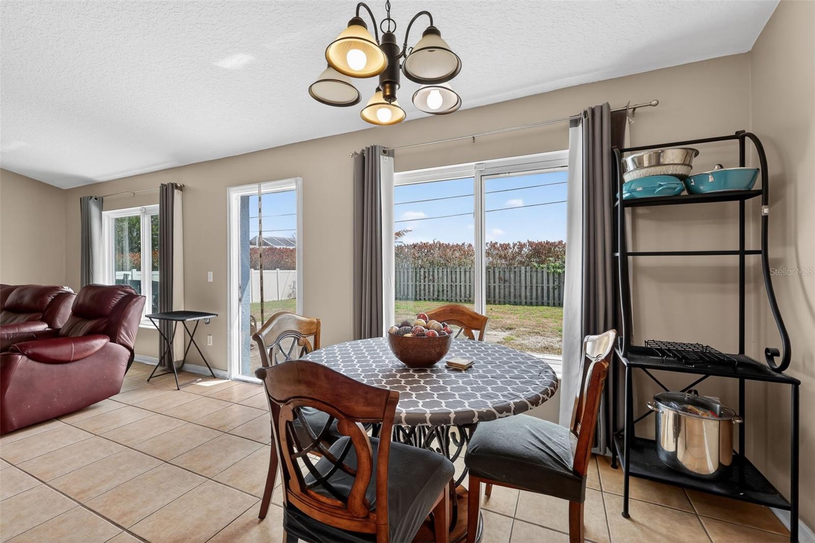 566 SW SEA HOLLY TER, PORT ST LUCIE, FL, 34984