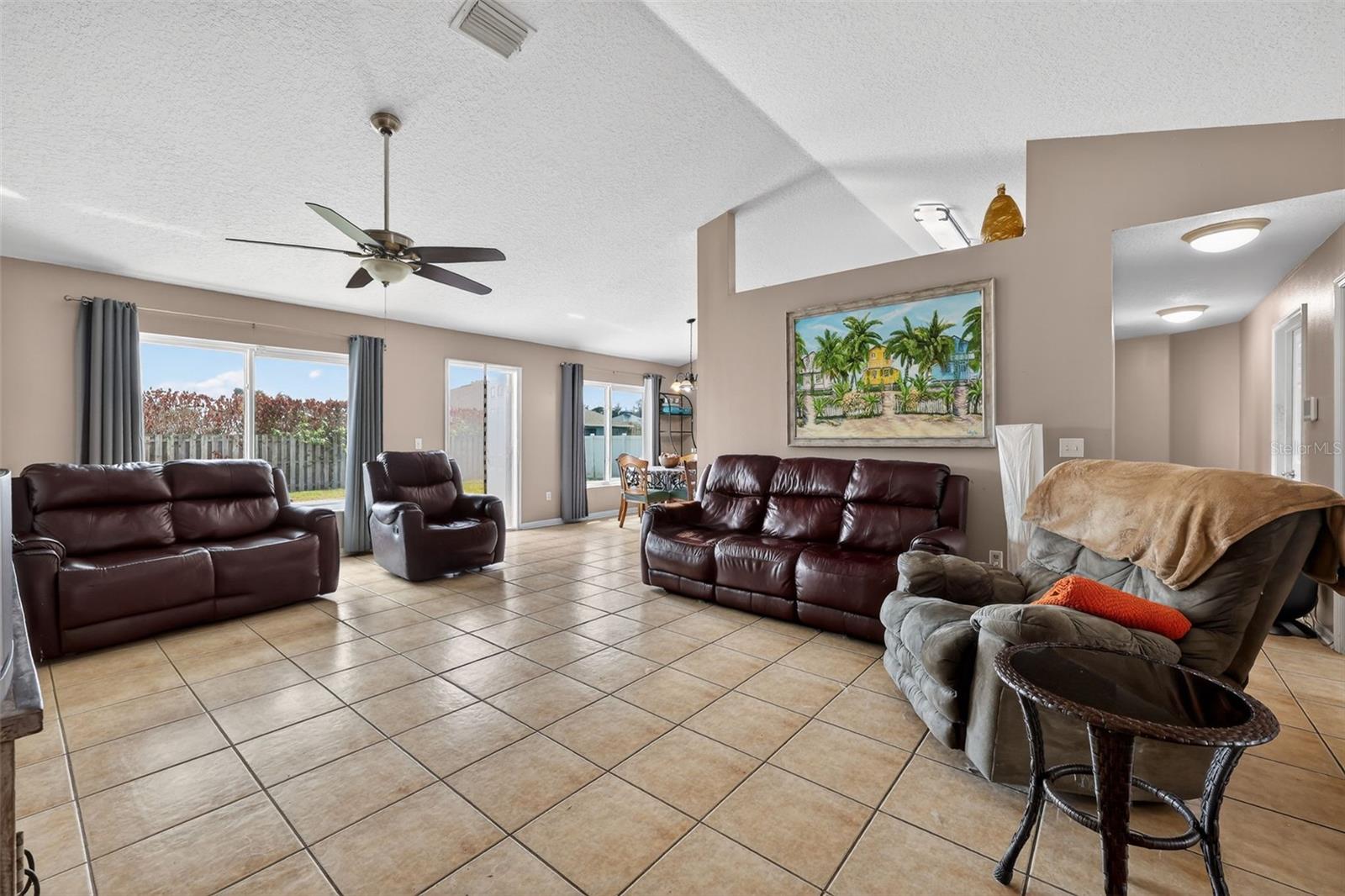 566 SW SEA HOLLY TER, PORT ST LUCIE, FL, 34984