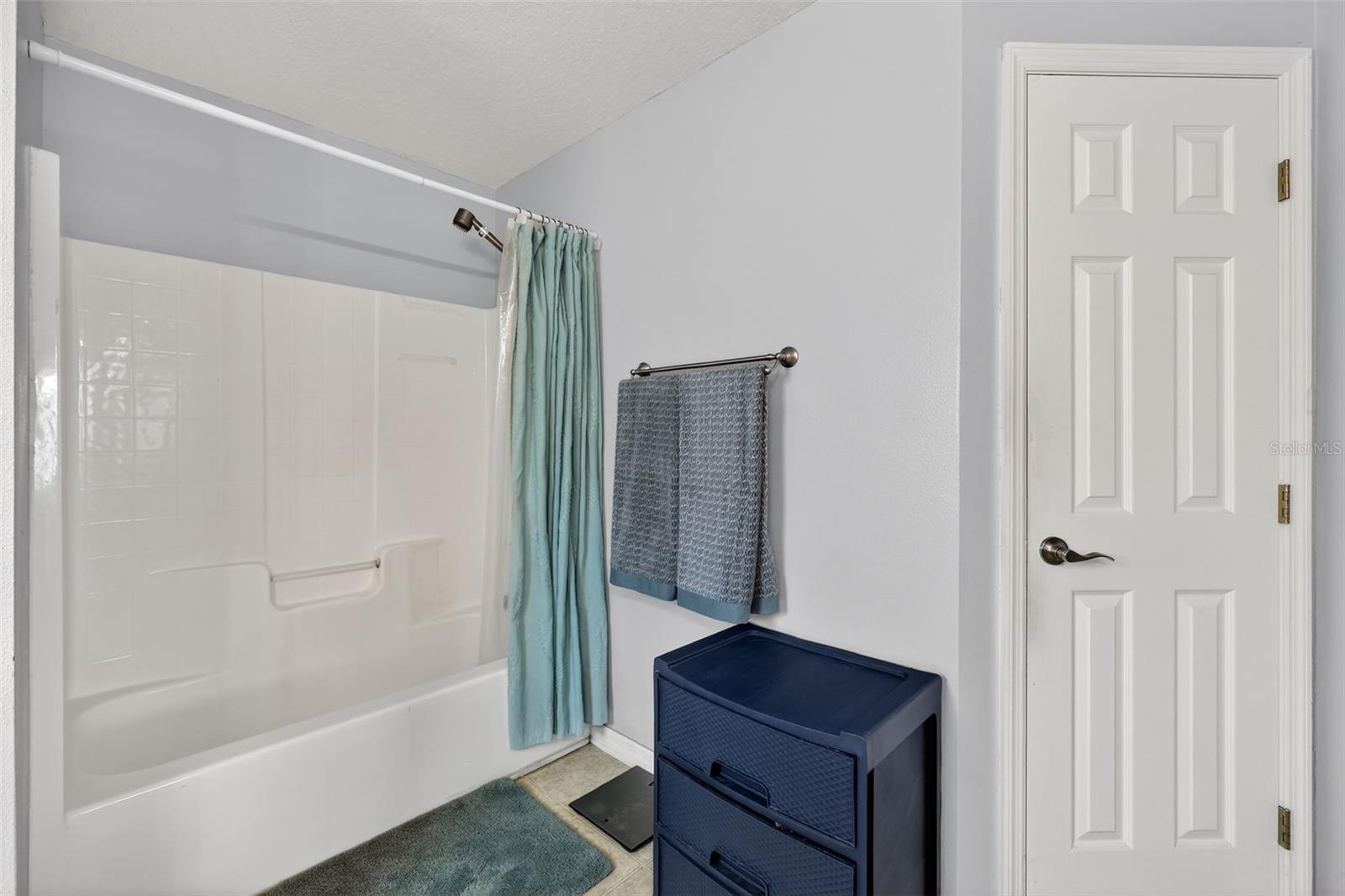 566 SW SEA HOLLY TER, PORT ST LUCIE, FL, 34984
