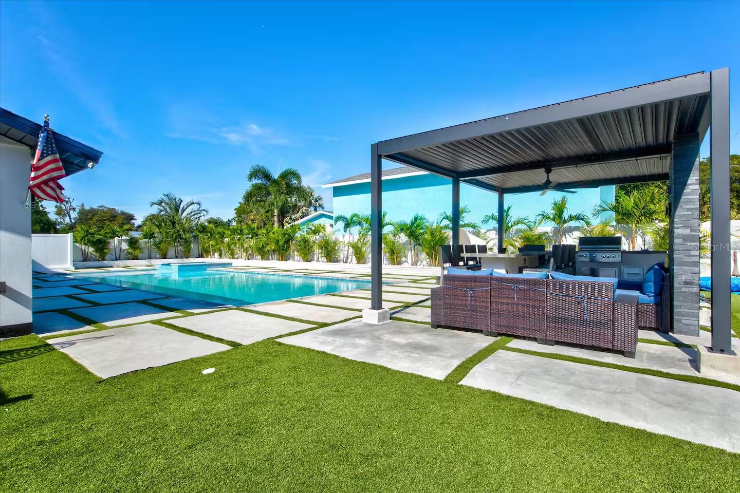 6612 9TH AVE NW, BRADENTON, FL, 34209