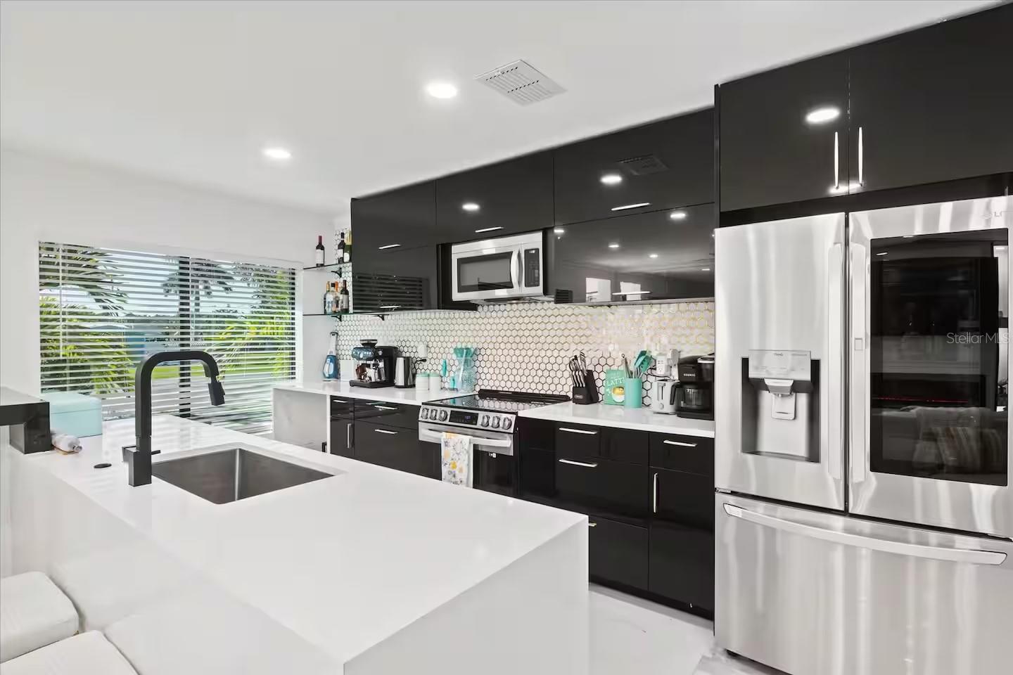 6612 9TH AVE NW, BRADENTON, FL, 34209
