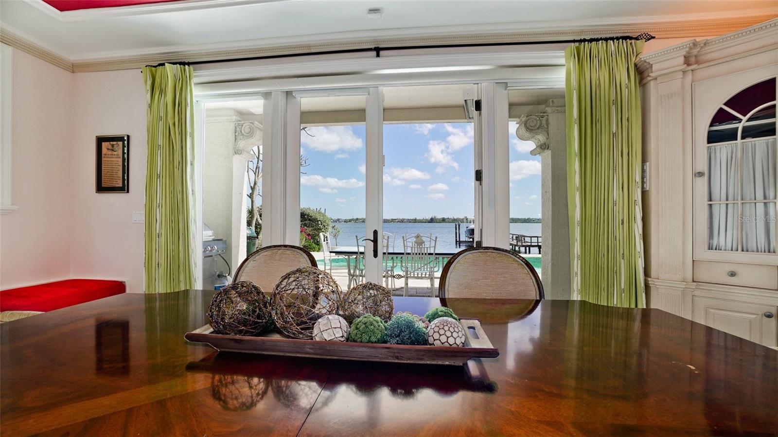 8213 MIDNIGHT PASS RD, SARASOTA, FL, 34242