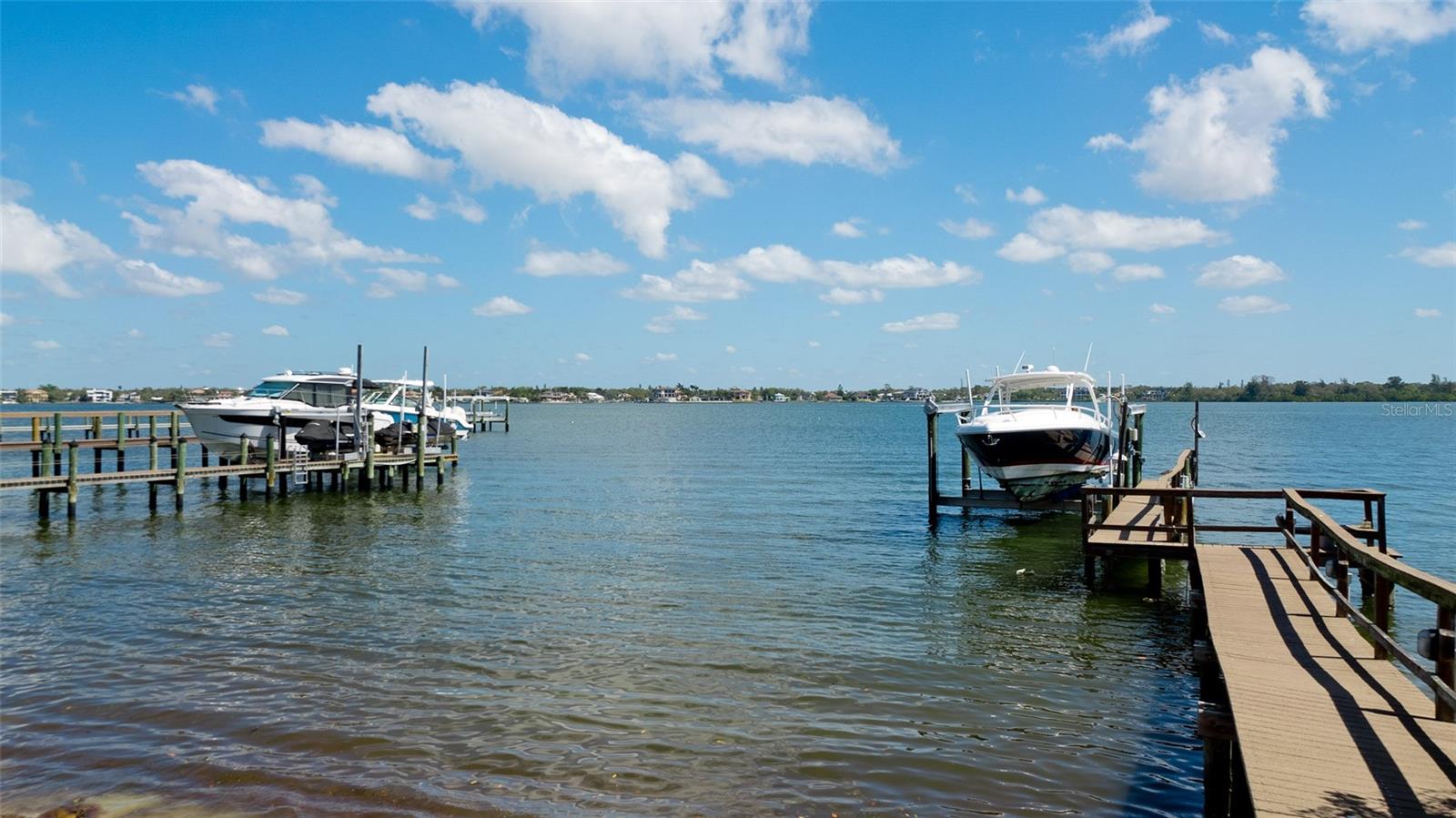 8213 MIDNIGHT PASS RD, SARASOTA, FL, 34242