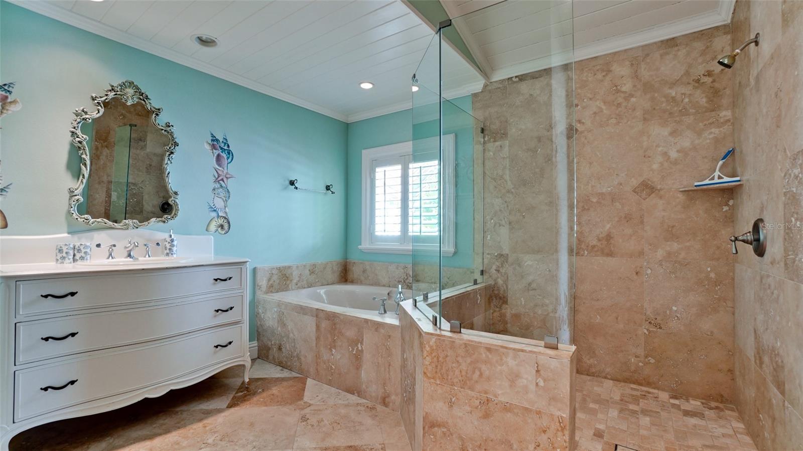 8213 MIDNIGHT PASS RD, SARASOTA, FL, 34242