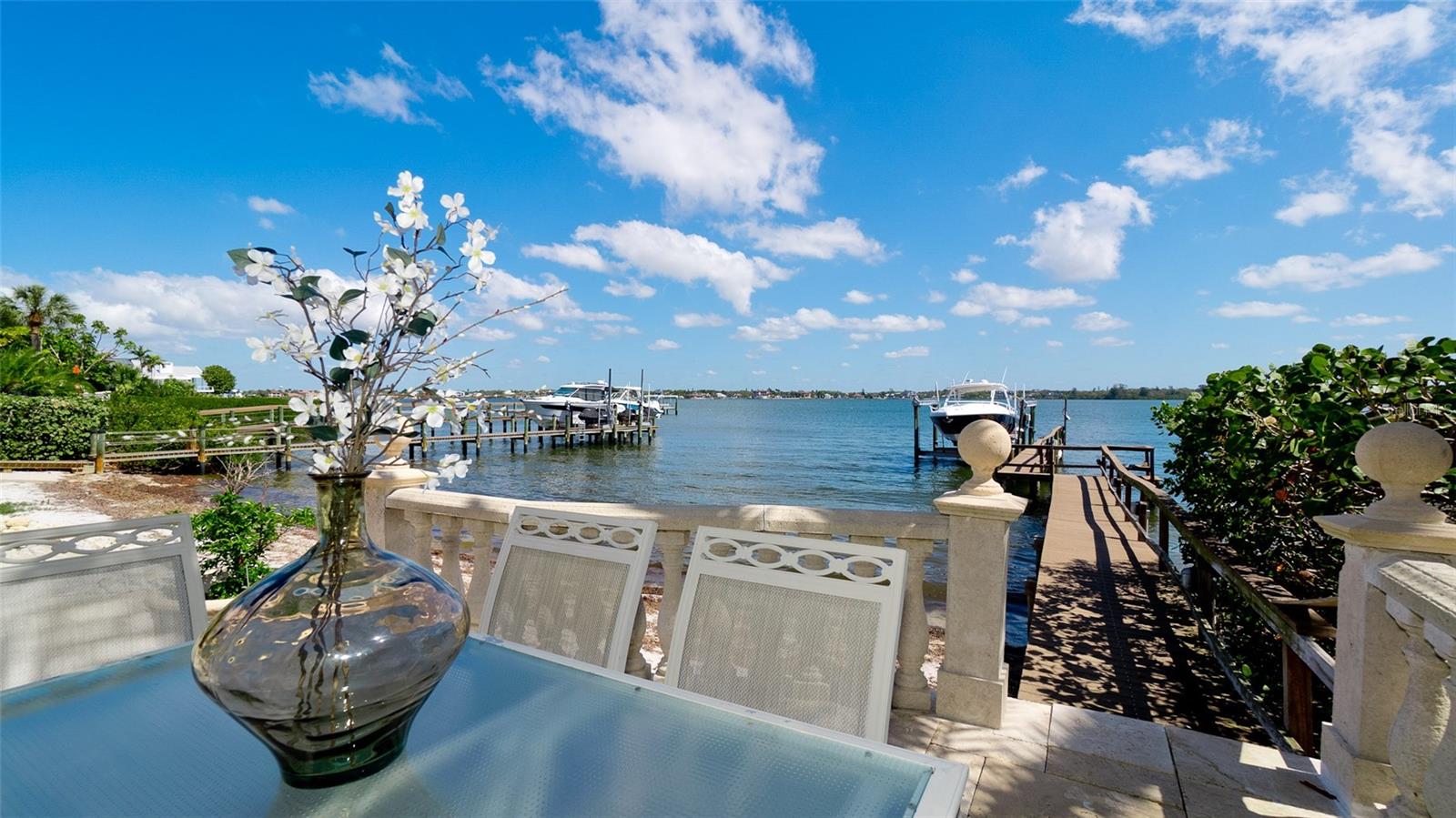 8213 MIDNIGHT PASS RD, SARASOTA, FL, 34242
