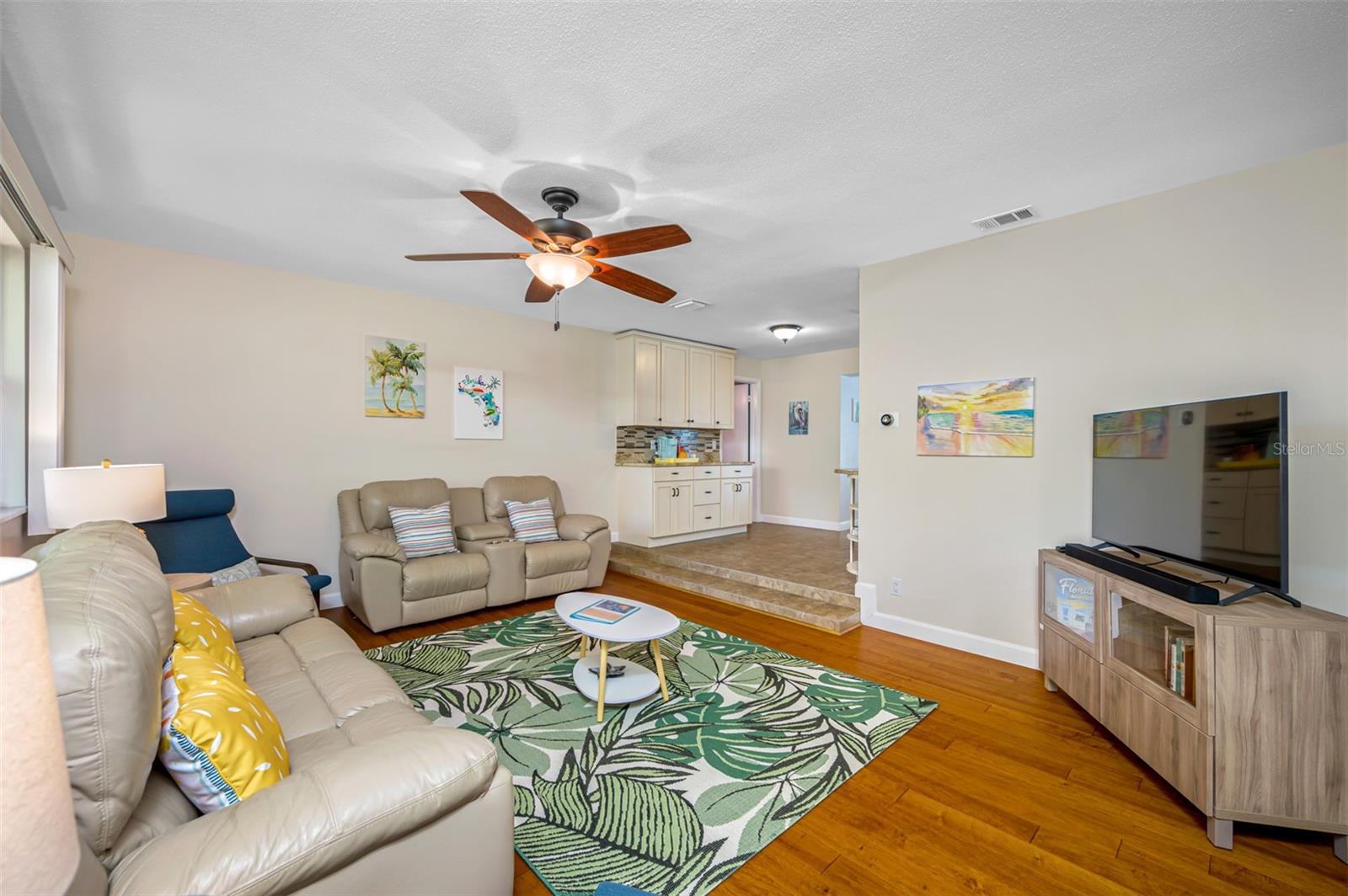 3749 MCKAY CREEK DR, LARGO, FL, 33770