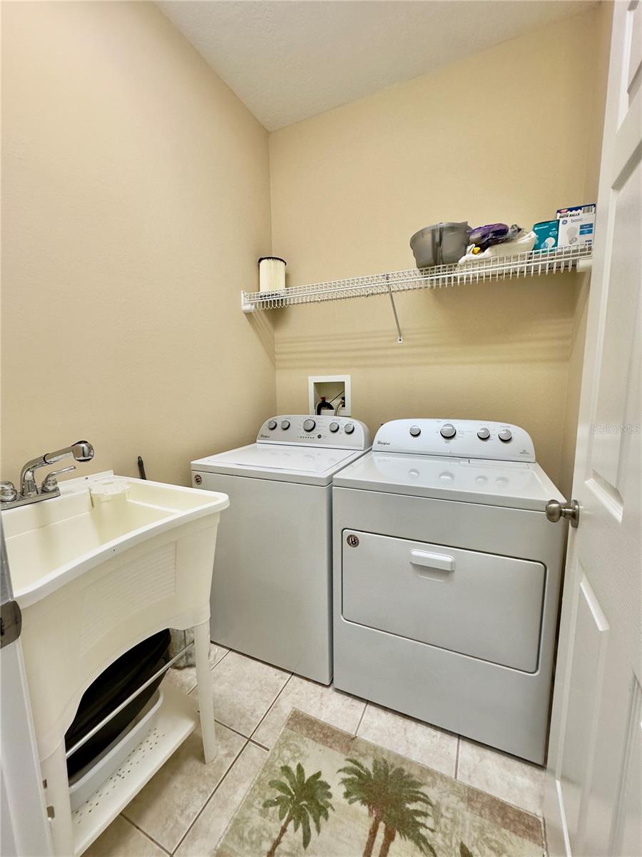 10222 DEVONSHIRE LAKE DR, TAMPA, FL, 33647