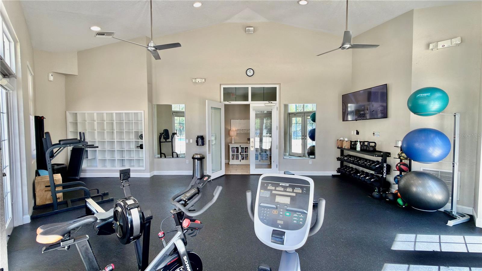 10222 DEVONSHIRE LAKE DR, TAMPA, FL, 33647