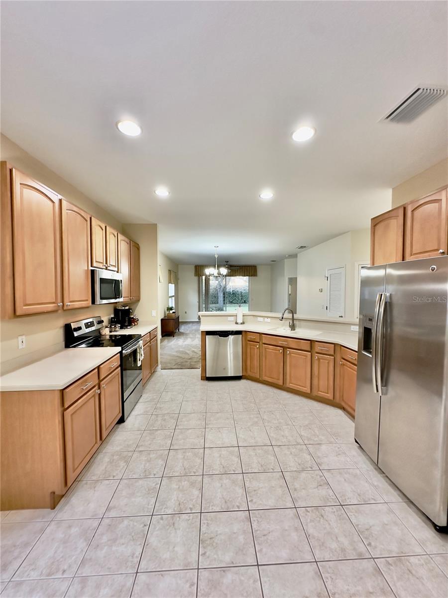 10222 DEVONSHIRE LAKE DR, TAMPA, FL, 33647