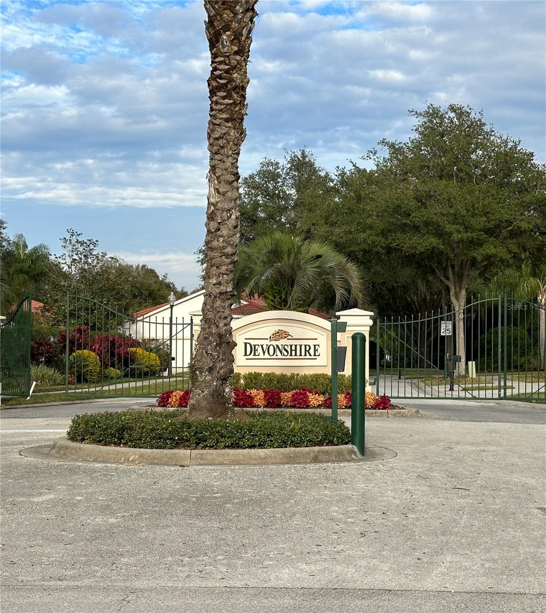 10222 DEVONSHIRE LAKE DR, TAMPA, FL, 33647
