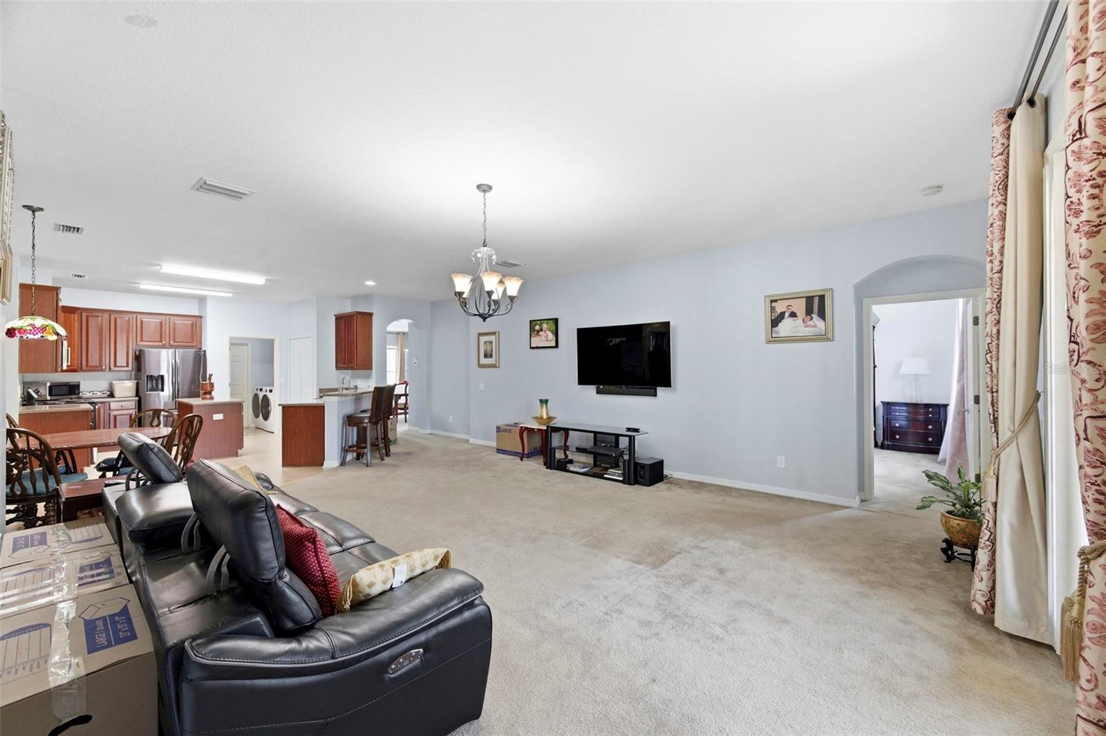 6823 GREEN HERON DR, WESLEY CHAPEL, FL, 33545