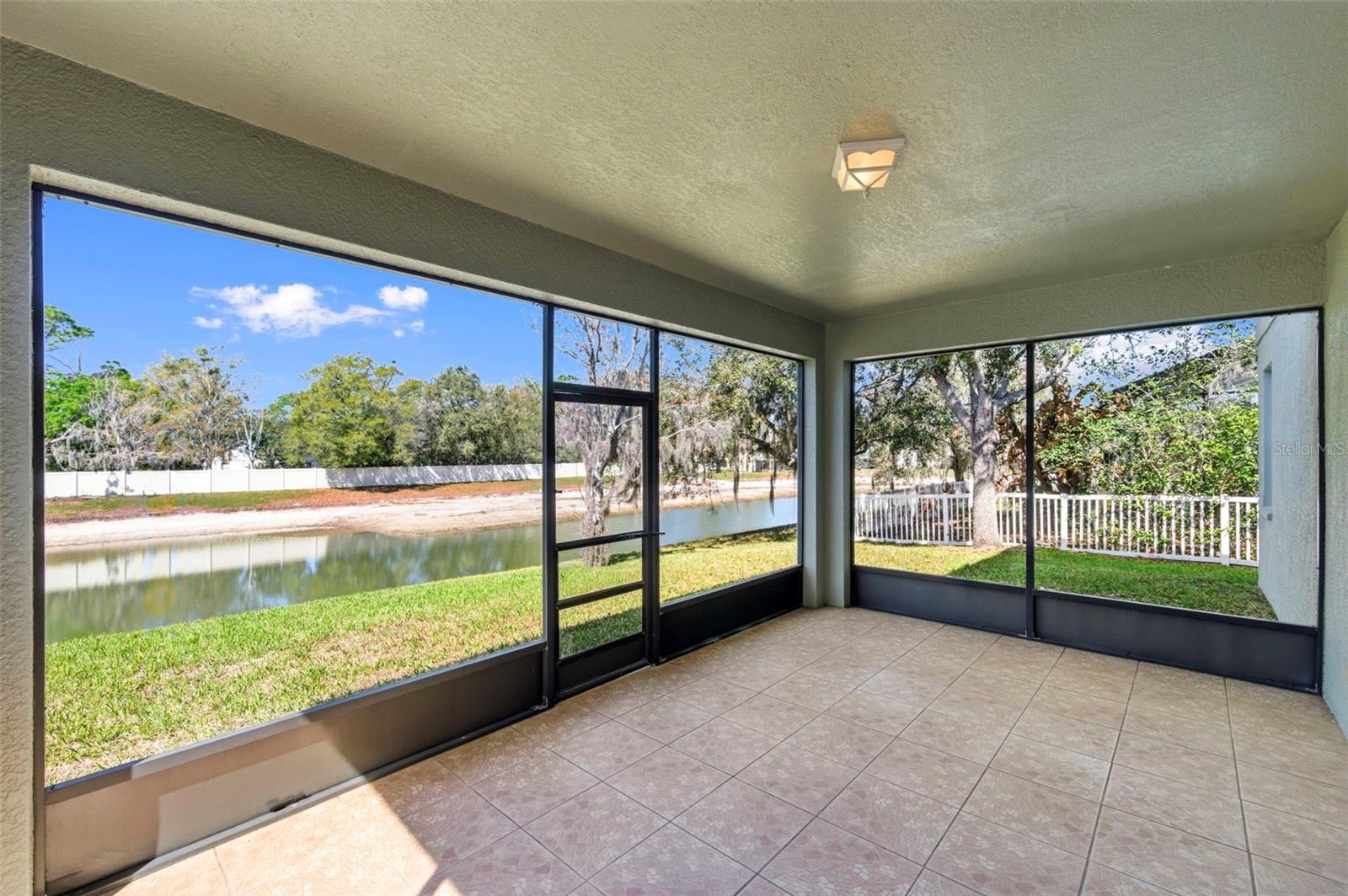 6823 GREEN HERON DR, WESLEY CHAPEL, FL, 33545
