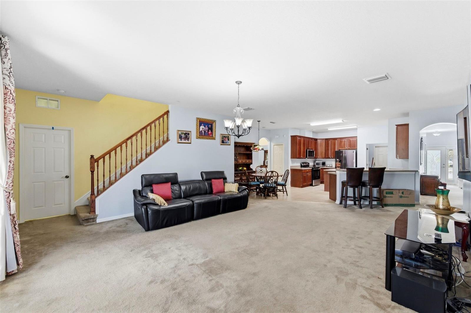 6823 GREEN HERON DR, WESLEY CHAPEL, FL, 33545